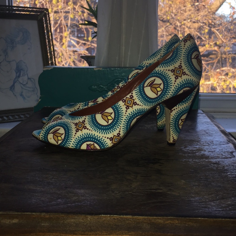 Marc By Marc Jacobs Patterned Open Toe Pump - image 3